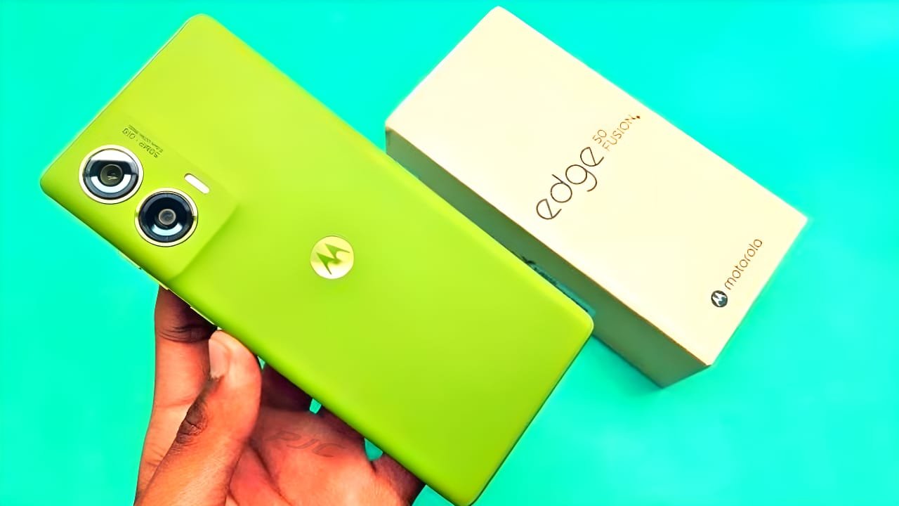 मोटोरोला का 50MP कैमरा वाला तगड़ा 5G फोन हुआ सस्ता, 12GB रैम, 256GB रोम के साथ मिलेगा 32MP सेल्फी कैमरा